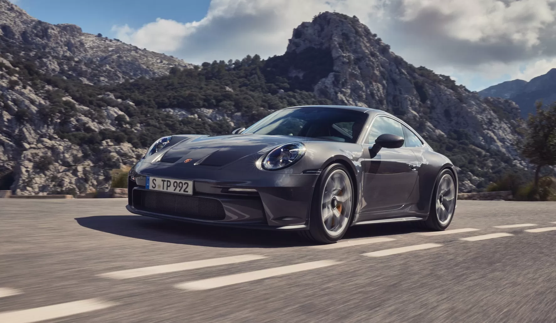 911 GT3 с пакетом Touring 911 GT3 с пакетом Touring